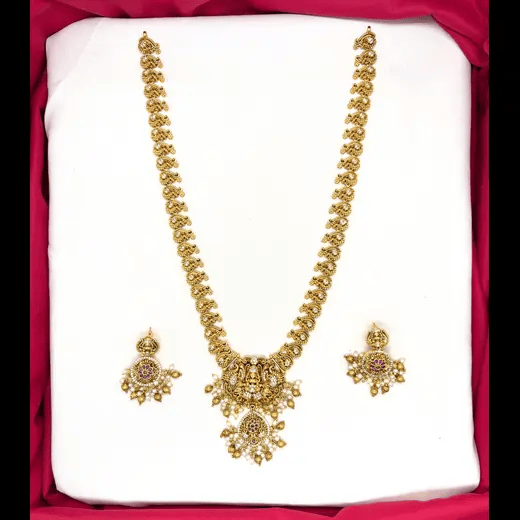 Premium matte finishing with lorded Lakshmi pendant ad stones long haram