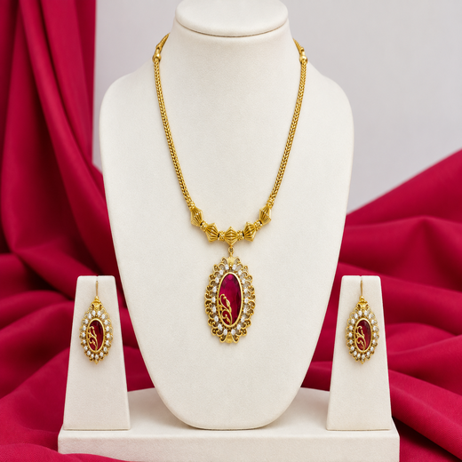 Vintage Style Emerald and Ruby Short Necklace