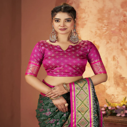 Dark Green Silk Woven Patola Saree - Image 2
