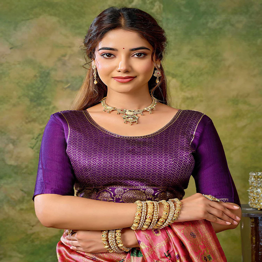 Rose Pink Silk Woven Patola Saree - Image 2
