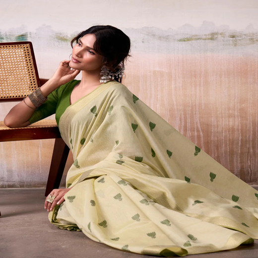 Light Green Cotton Woven Saree - Image 4