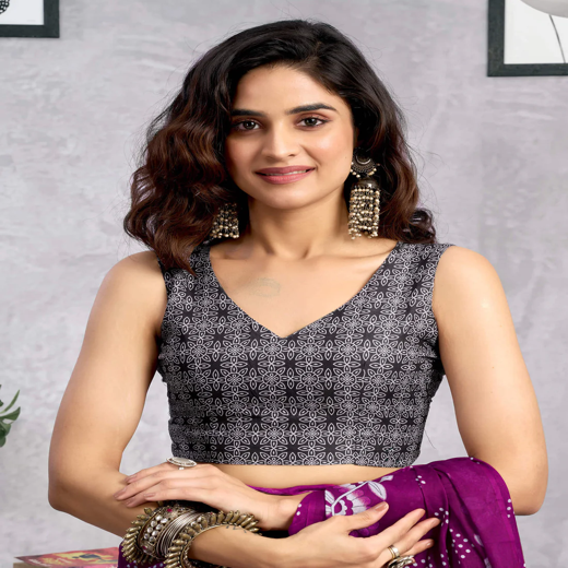 Ready To Wear Wine Cotton Printed Saree - Image 3