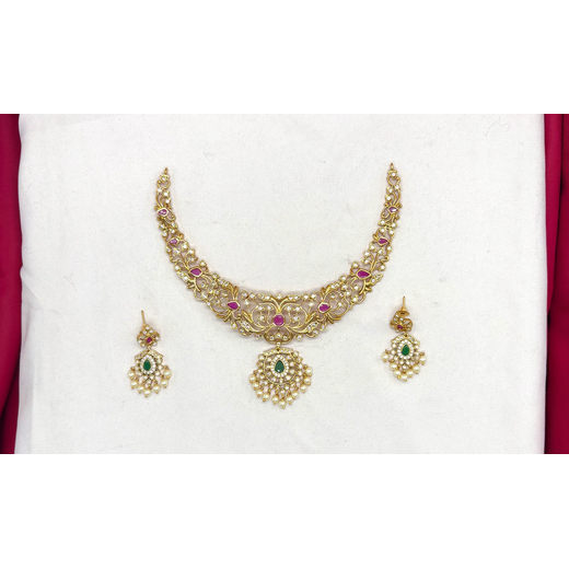 Matte finishing Floral design with Ad stones finish short Necklace