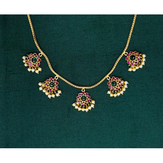 Short Gold Necklace - Image 2