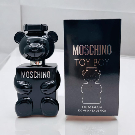Toy Boy – Moschino