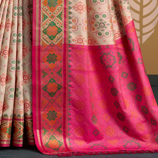 Off White Silk Woven Patola Saree - Image 3