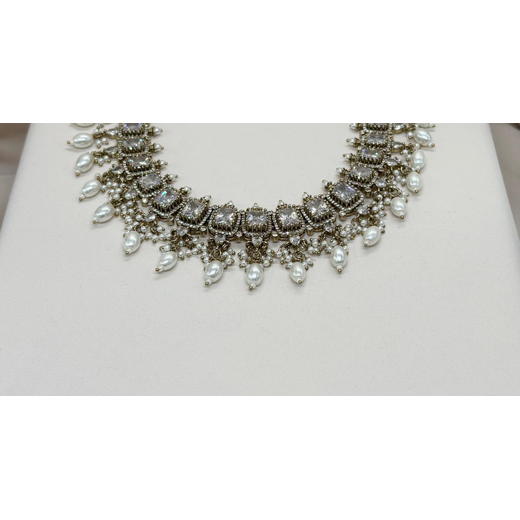 Victorian Short Necklace With Moissanite White stone - Image 2