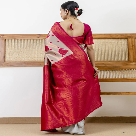 Grey Silk Woven Banarasi Saree - Image 4