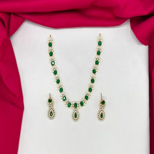 Matte finishing Green American diamonds Short Necklace - Image 3