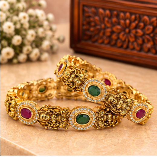 Nakshi Finishing With Peacock Designed Bangle - Image 2