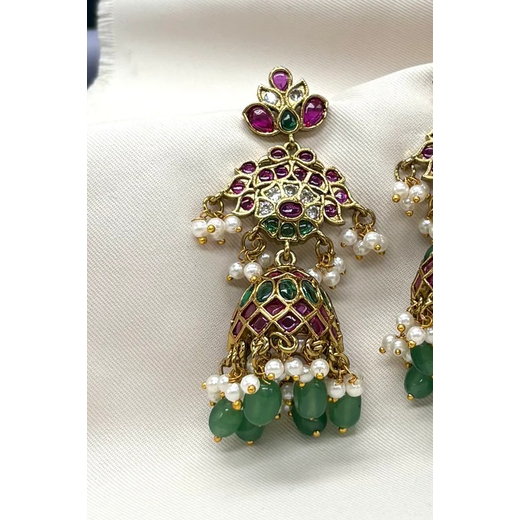 Jhumka emerald Kempu stones with pearl and green bead embellishment earrings - Image 2