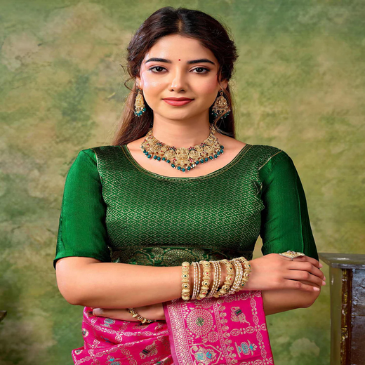 Rani Pink Silk Woven Patola Saree - Image 2