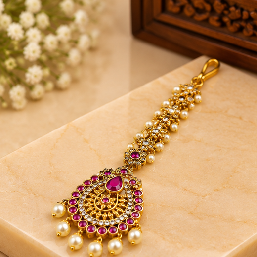 Matte Finishing Floral Pink Stones Maag Tikka - Image 2