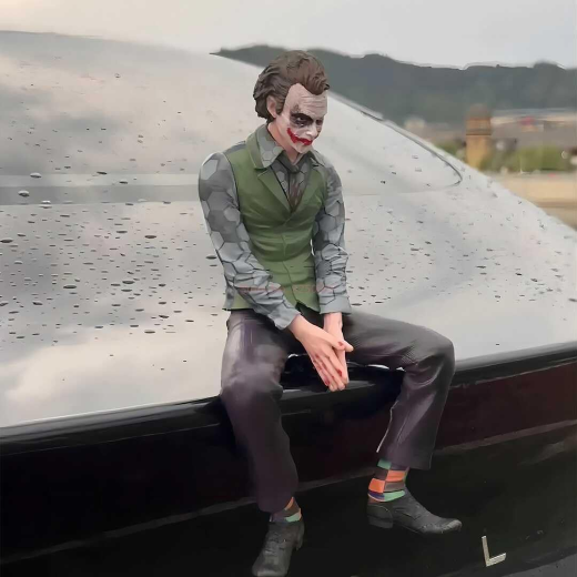 Joker Showpeice with Car fixinng accessory - Image 4