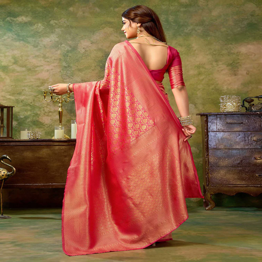 Rani Pink Silk Woven Banarasi Saree - Image 4