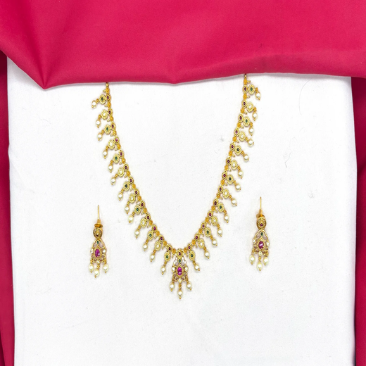 Mate finishing flower design green and pink stones with white pearls finish Short Necklace - Image 1