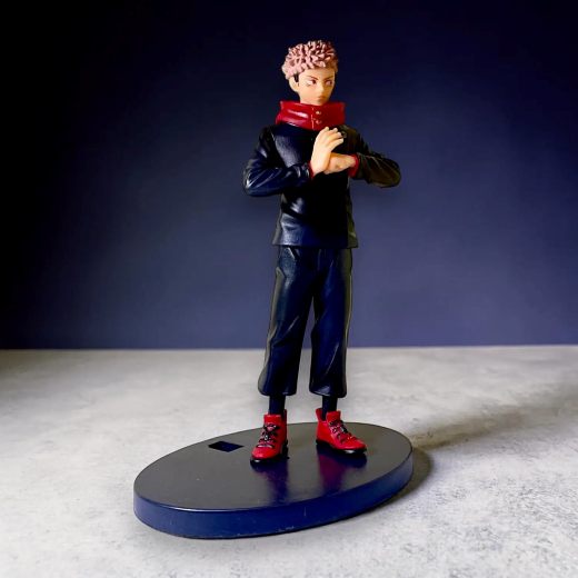 Yuji Jujutsu Kaisen red hair standing figure - Image 4