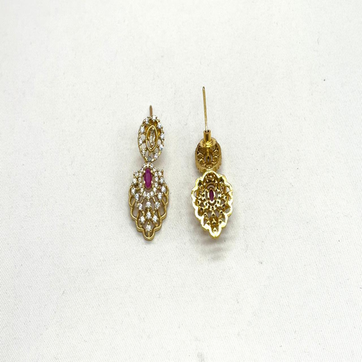 Matte finishing Pink Leaf Designed with stones Long Necklace - Image 3