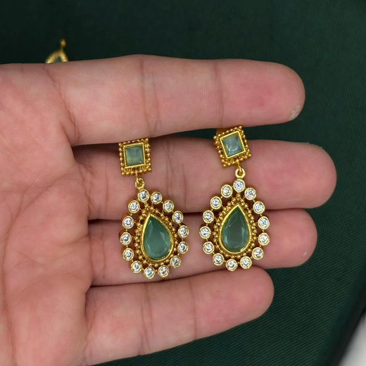 Gold Short Necklace - Image 3