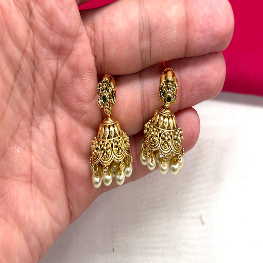 Premium Nakshi finishing floral design with with Beautifully finish white pearls Short Necklace - Image 4