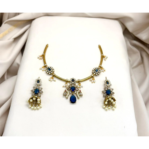 Victorian Blue stone Short Necklace