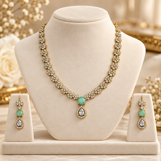 Victorian With Small Mint-Green Stone Short Necklace - Image 3