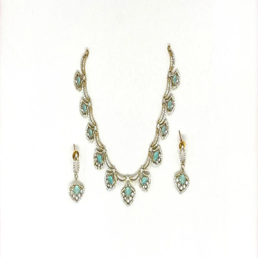 Victorian Mint-Green-Stone Short Necklace