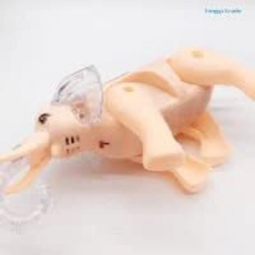 BATTERY OPERATED ELEPHANT WITH FLASHING LIGHT AND SOUND - Image 4