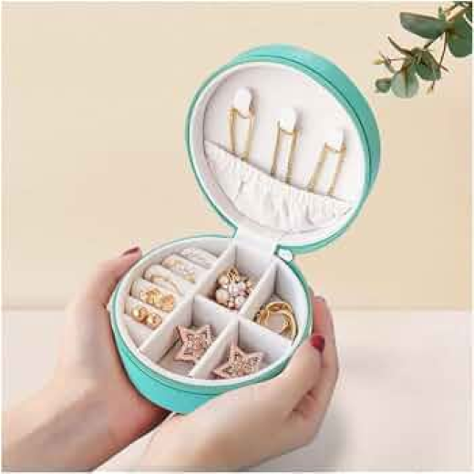 Round Velvet Jewellery Box - Image 2
