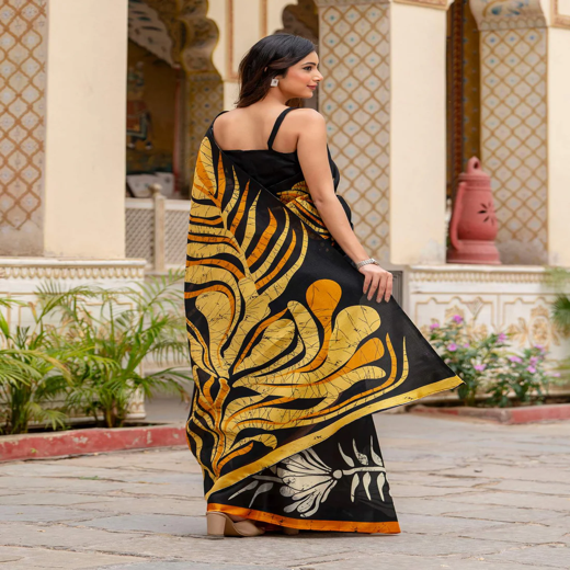 Black Khadi Printed Saree - Image 4