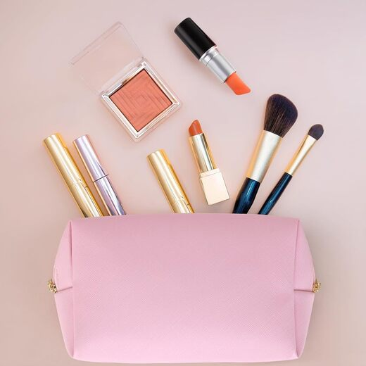 Makeup Pink Pouch - Image 4