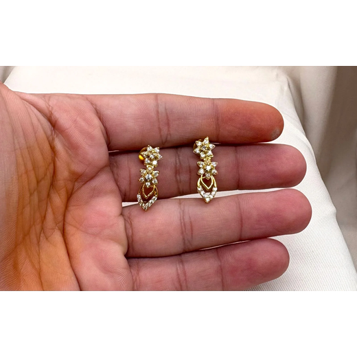 Short Gold Necklace - Image 2