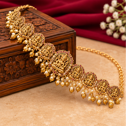Matte Finishing Lord Lakshmi Designed With Golden Balls And Peacock Finish Chain Vaddanam - Image 3