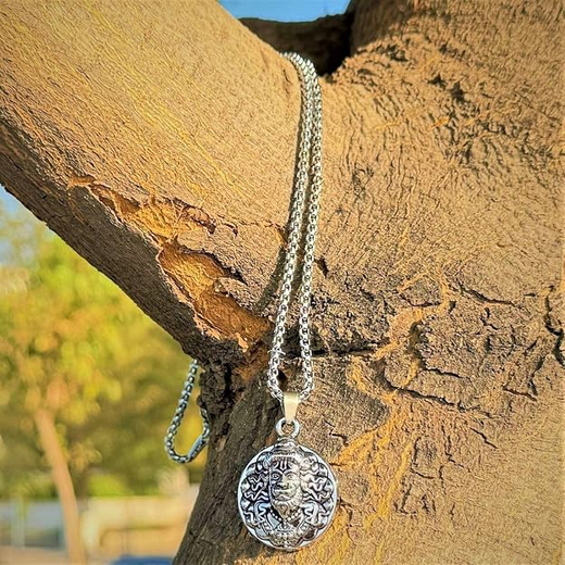 Hanuman Pendant With Chain - Image 4