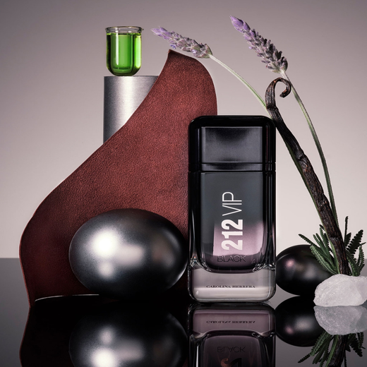 212 VIP Black Own The Party NYC Eau De Parfum - Image 3