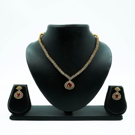 Victorian finishing American Diamonds with Central Red Stone Short Necklace - Image 3