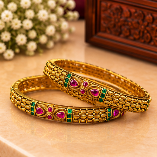 Nakshi Finishing With Pink Stone Bangle - Image 2