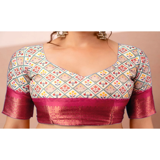 Off White Silk Printed Woven Border Saree - Image 2