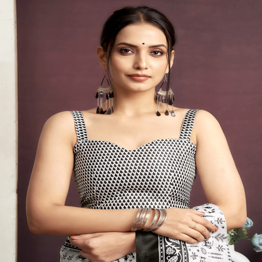 White Cotton Blend Printed Saree - Image 2