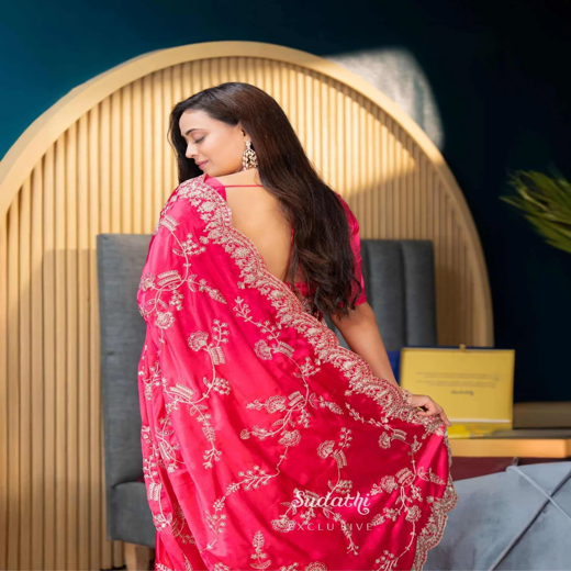 Shweta Tiwari Blush Pink Sequin Embroidered Silk Saree - Image 4
