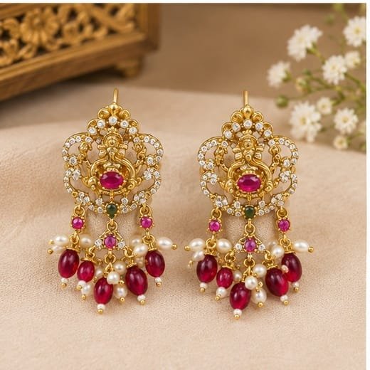 Matte finishing white stones with Lord Ganesh design Red Beads (choker) Necklace - Image 3