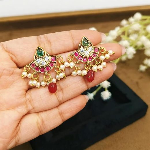 Jadau Kundan with white pearls and Red drop Earring - Image 3