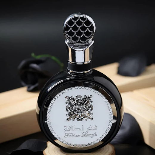 Lattafa Fakhar Black Eau De Parfum - Image 3