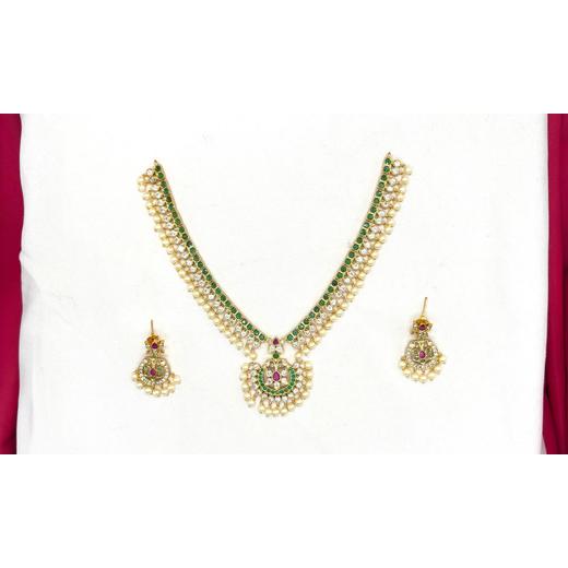 Matte finishing Green stones and white stones with White Pearls short Necklace