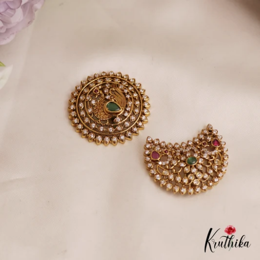 Mehndi Finishing Suryudu And Chandrudu Locket - Image 3