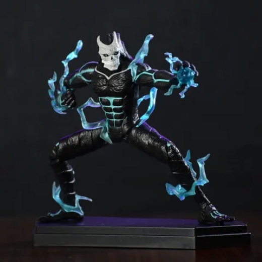 Kaiju No. 8 combat pose - Image 3