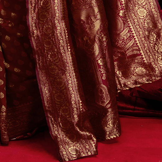 Maroon Silk Woven Banarasi Saree - Image 2