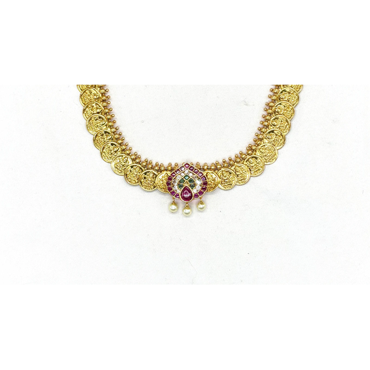 Matte finishing Lord Lakshmi coin with Kempu Heart design motif pendent Short Necklace - Image 2