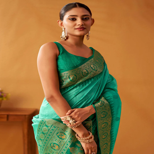 Rama Green Silk Woven Kanjivaram Saree - Image 2