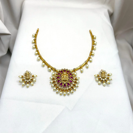 Gold Kanti Short Necklace